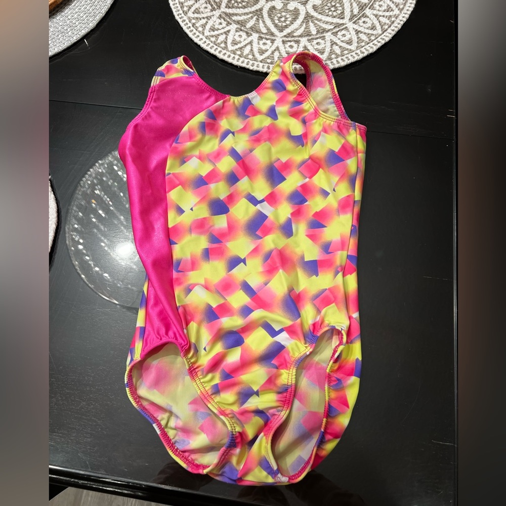 Gymnastics leotard